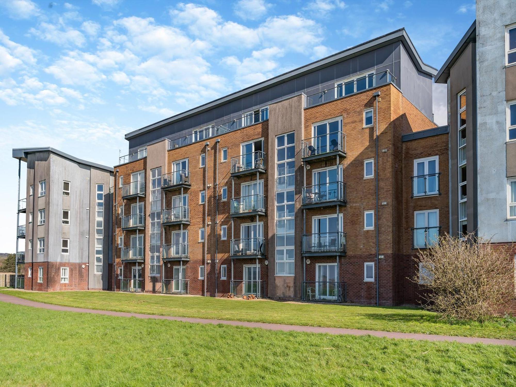 Beachview Llanelli Luaran gambar