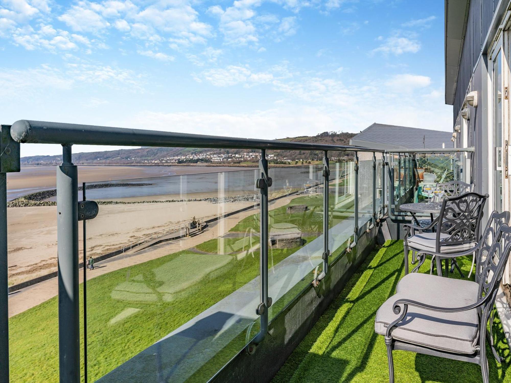 Beachview Llanelli Luaran gambar